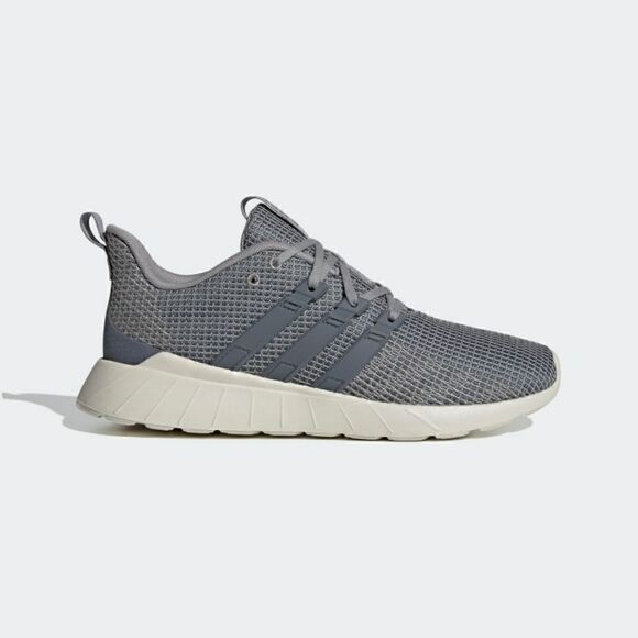Adidas Questar Flow    - Picture 1 of 10